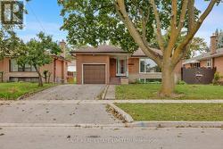 22 RIDGEMOUNT ROAD Toronto, ON M9P 1C5
