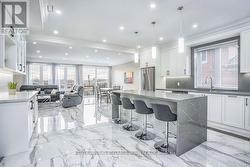 83 FLORAL PARKWAY Toronto, ON M6L 2C3
