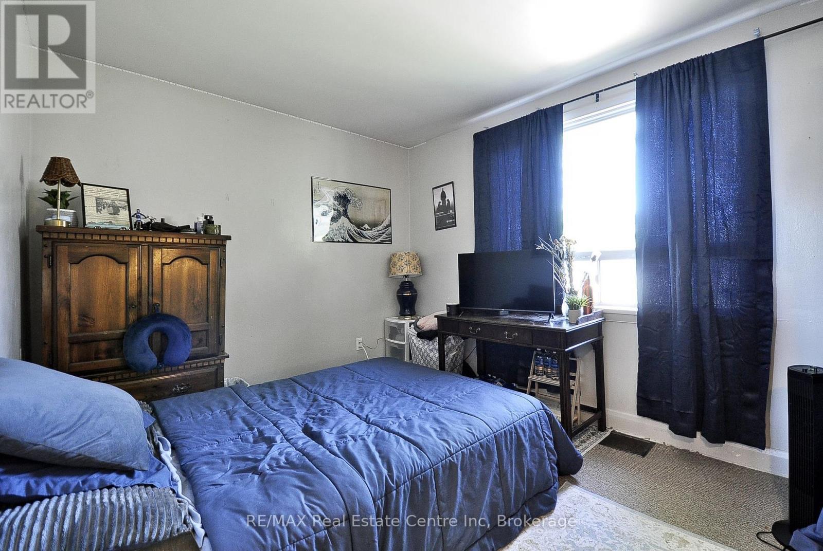 273 Albert Street, Waterloo, ON
