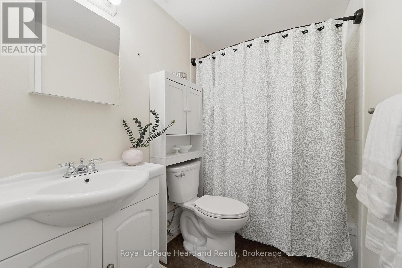 114 Bennett Street E, Goderich (Goderich (Town)), ON