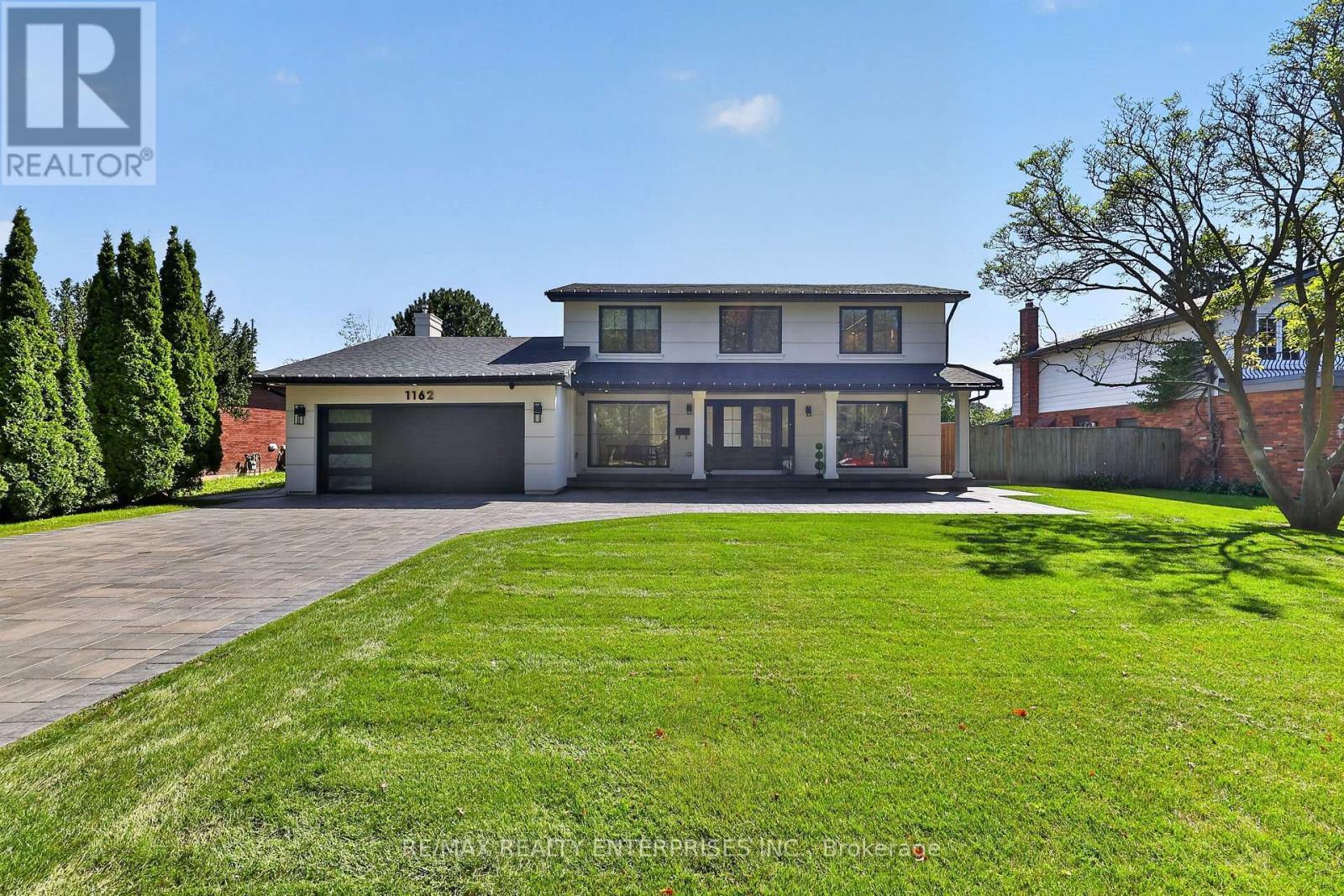 1162 Fleet Street, Mississauga, ON