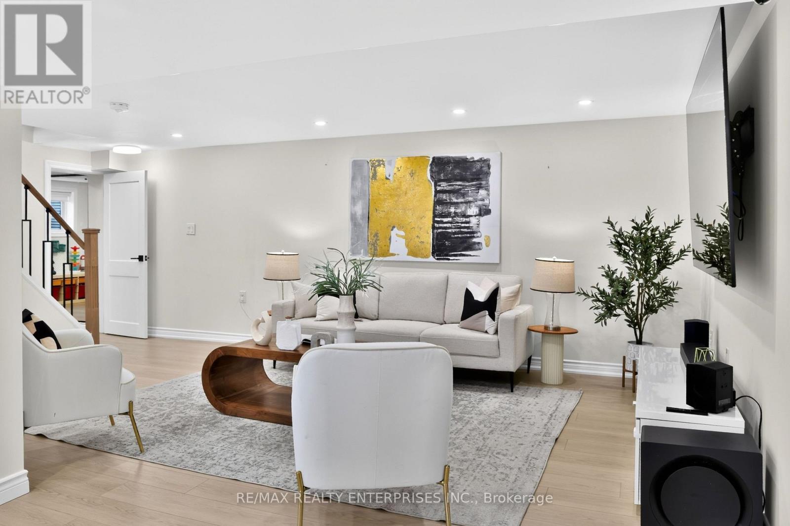 1162 Fleet Street, Mississauga, ON