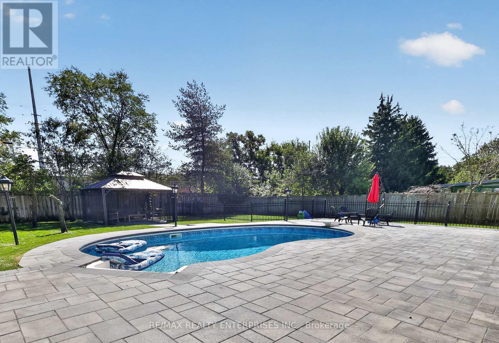 1162 Fleet Street, Mississauga, ON