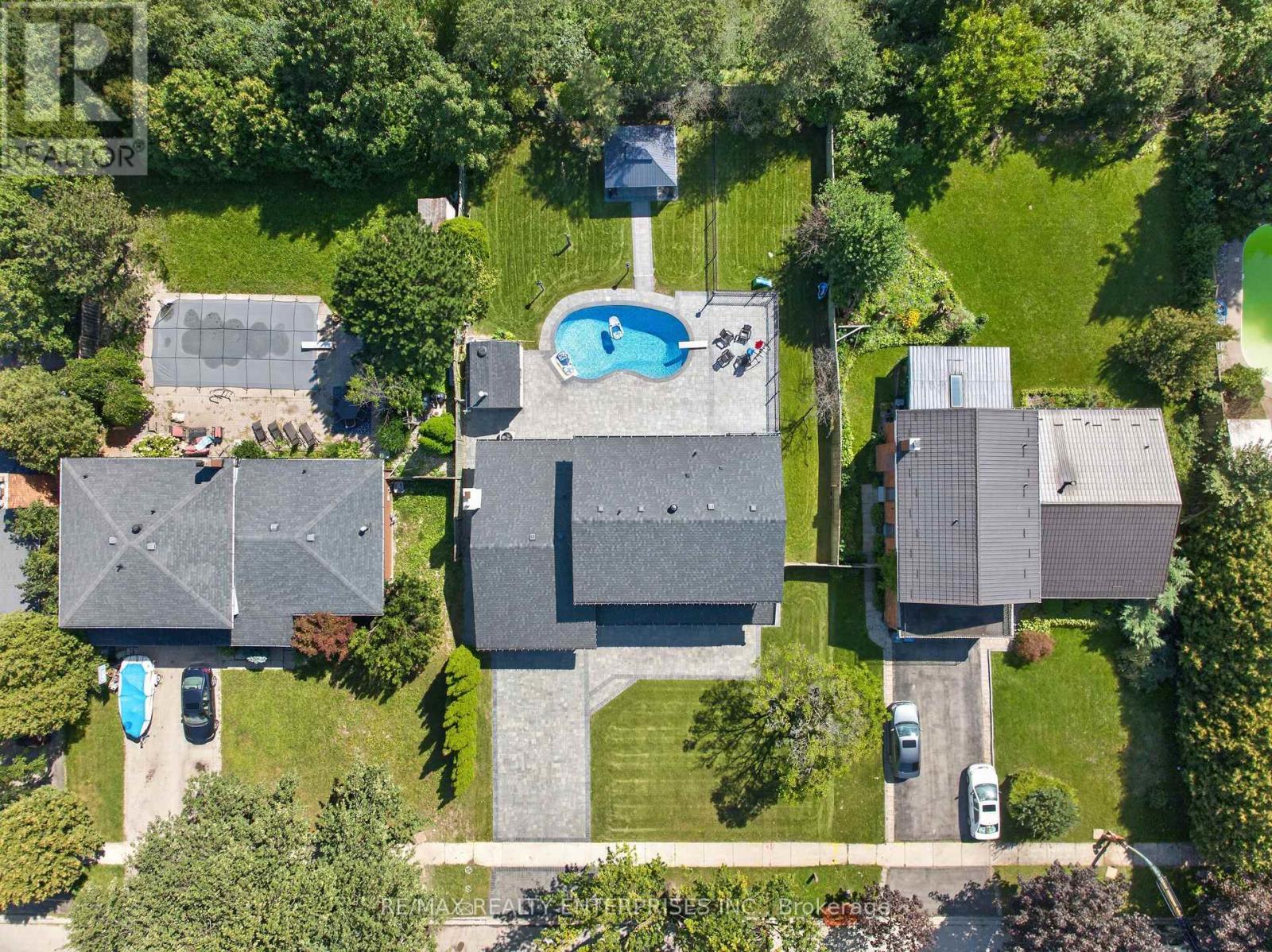 1162 Fleet Street, Mississauga, ON