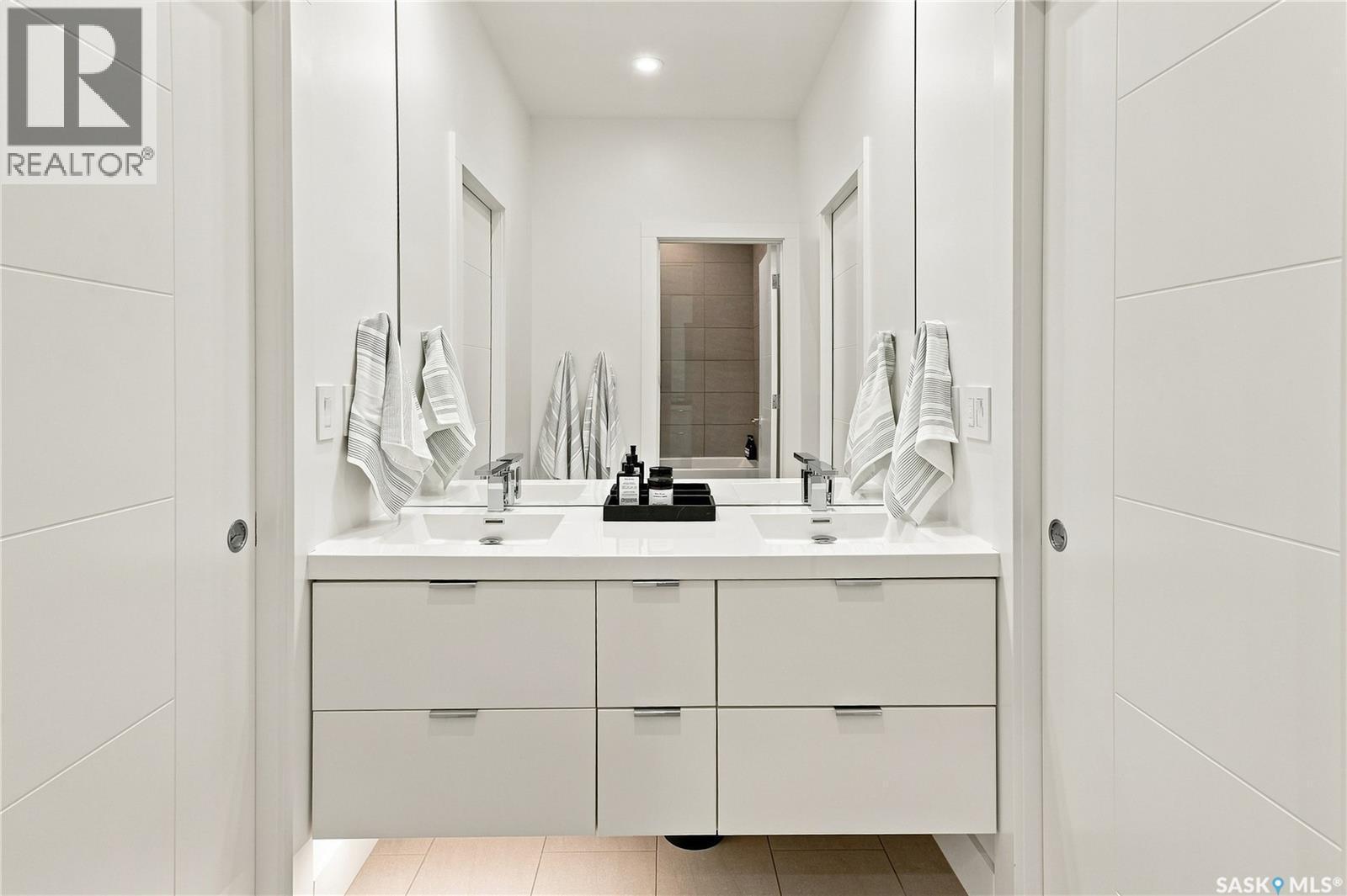 38 Wright Manor, Saskatoon, SK