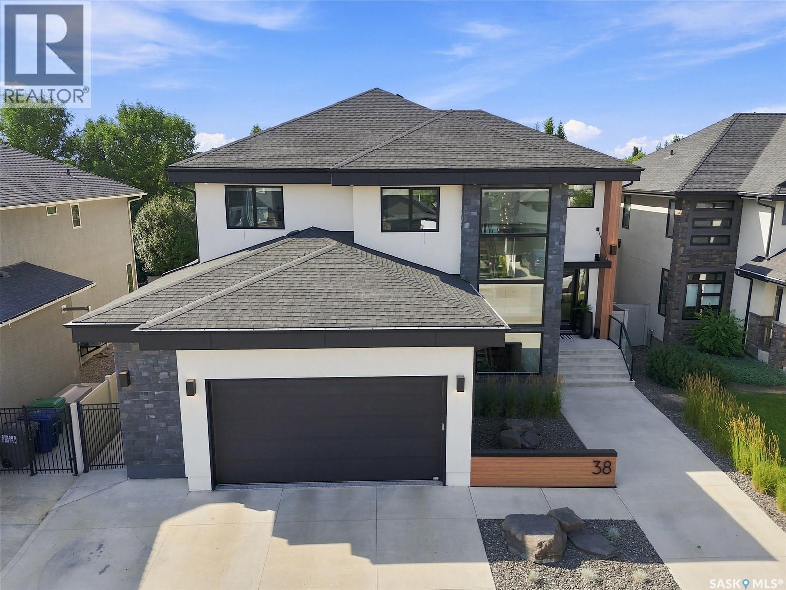 38 Wright Manor, Saskatoon, SK