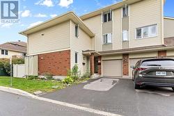 50 - 126 RUSHFORD PRIVATE Ottawa, ON K1T 3C5