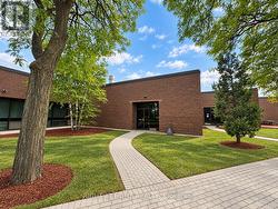 18 - 80 GALAXY BOULEVARD W Toronto, ON M9W 4Y8
