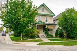 598 DOWNIE STREET Peterborough (Town Ward 3), ON K9H 4K1