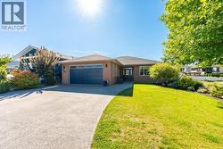 6960 CHARDONNAY Place Oliver, BC V0H 1T4
