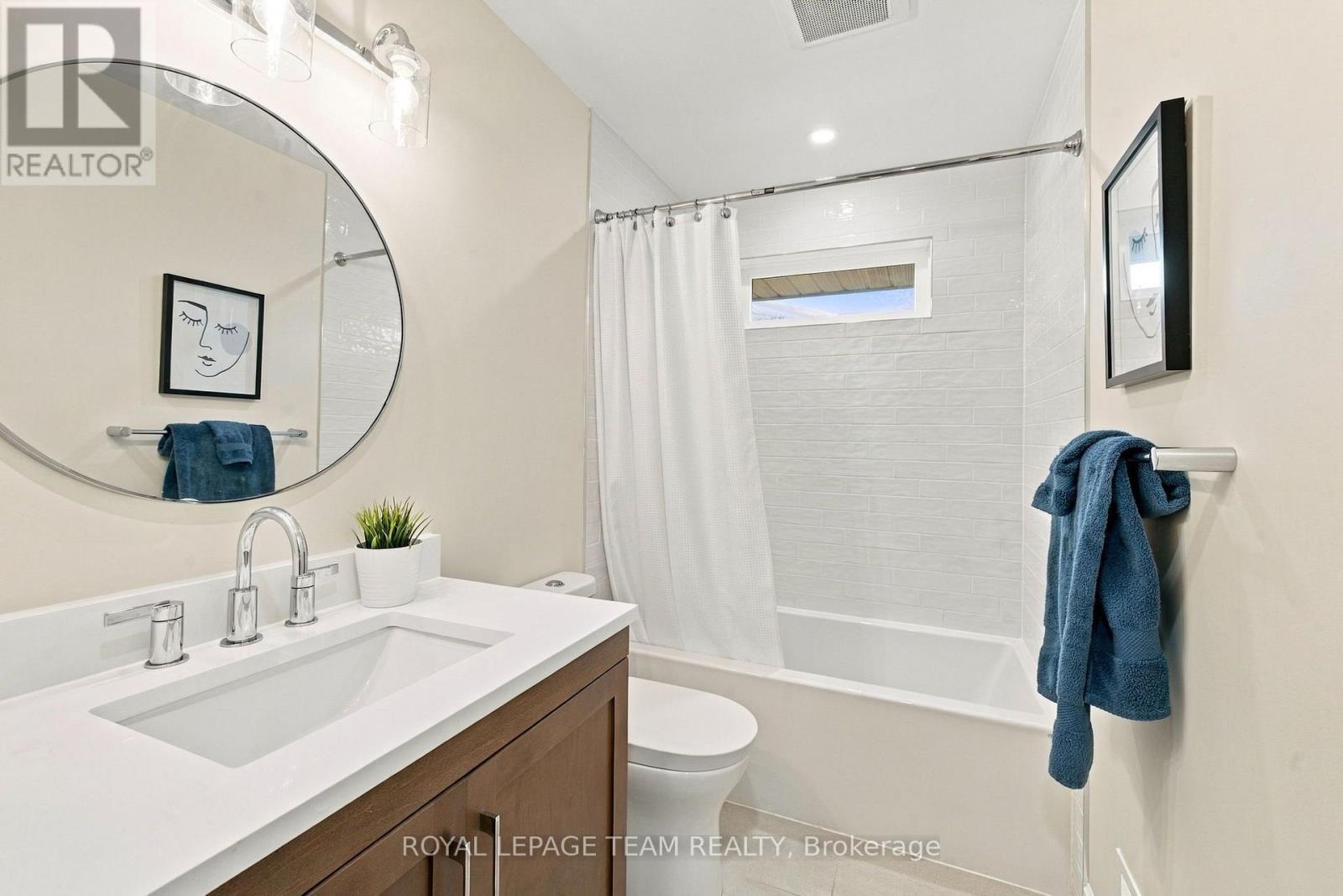 1377 Fontenay Crescent, Ottawa, ON