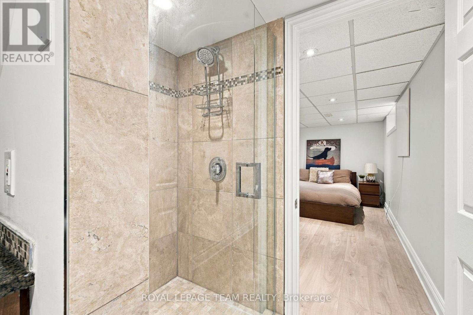 1377 Fontenay Crescent, Ottawa, ON