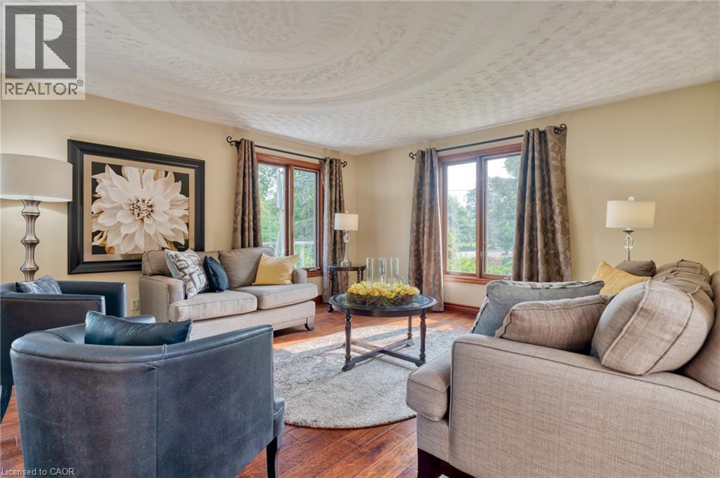 15 Marquette Drive, Kitchener, ON