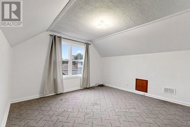357 East 17Th Street, Hamilton, ON