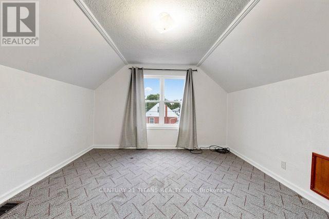 357 East 17Th Street, Hamilton, ON