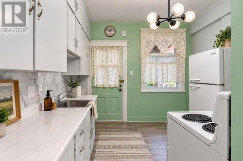 61 Garfield Avenue S, Hamilton, ON 