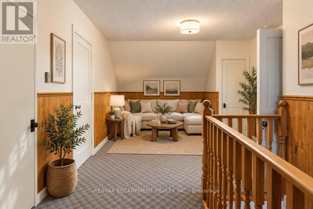 61 Garfield Avenue S, Hamilton, ON