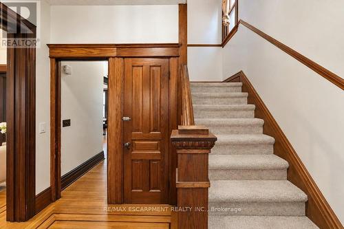 61 Garfield Avenue S, Hamilton, ON 