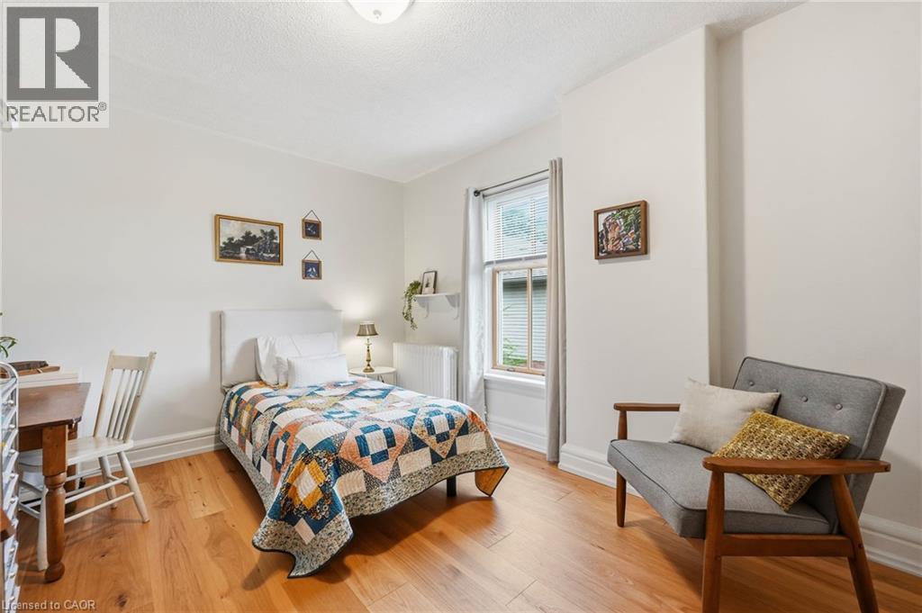 627 Maple Avenue, Burlington, ON