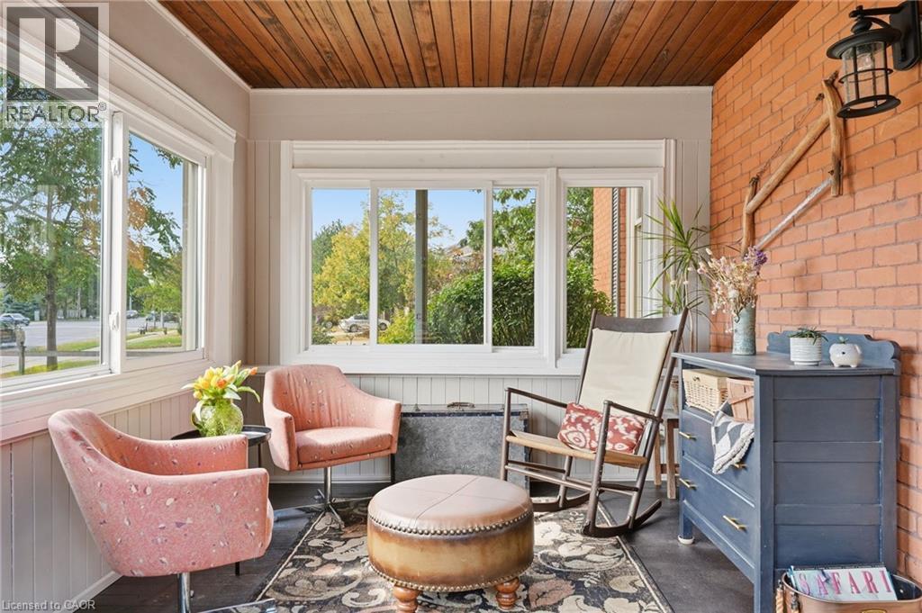 627 Maple Avenue, Burlington, ON
