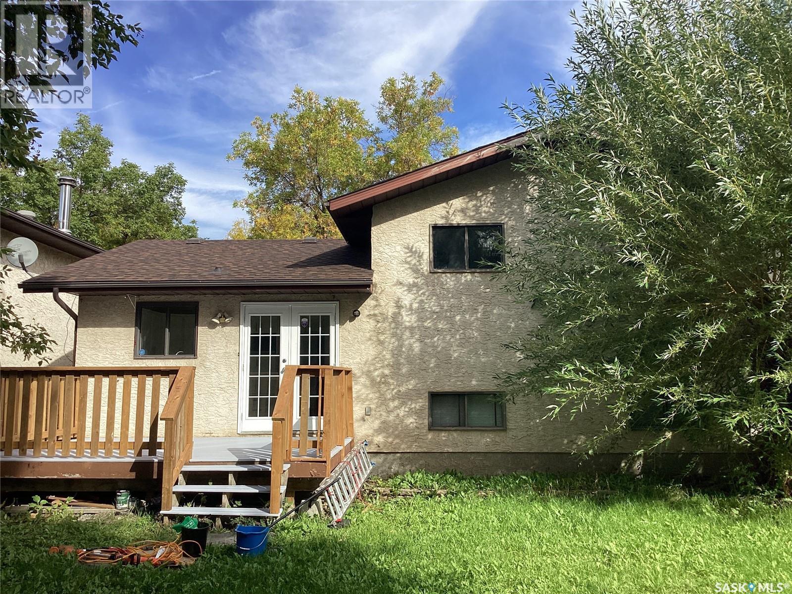 19 Newstead Avenue, Regina, SK
