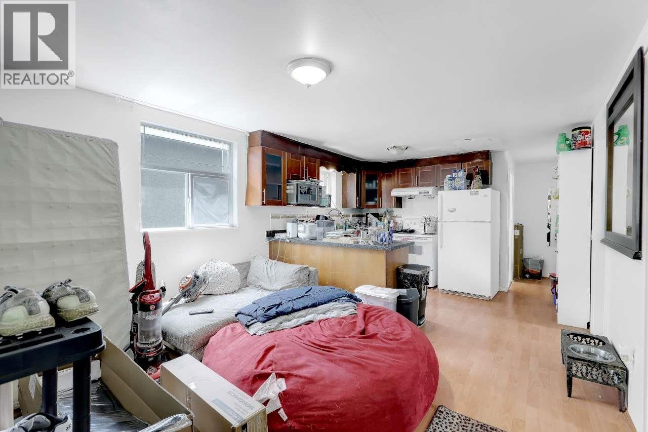4265 Slocan Street, Vancouver, BC