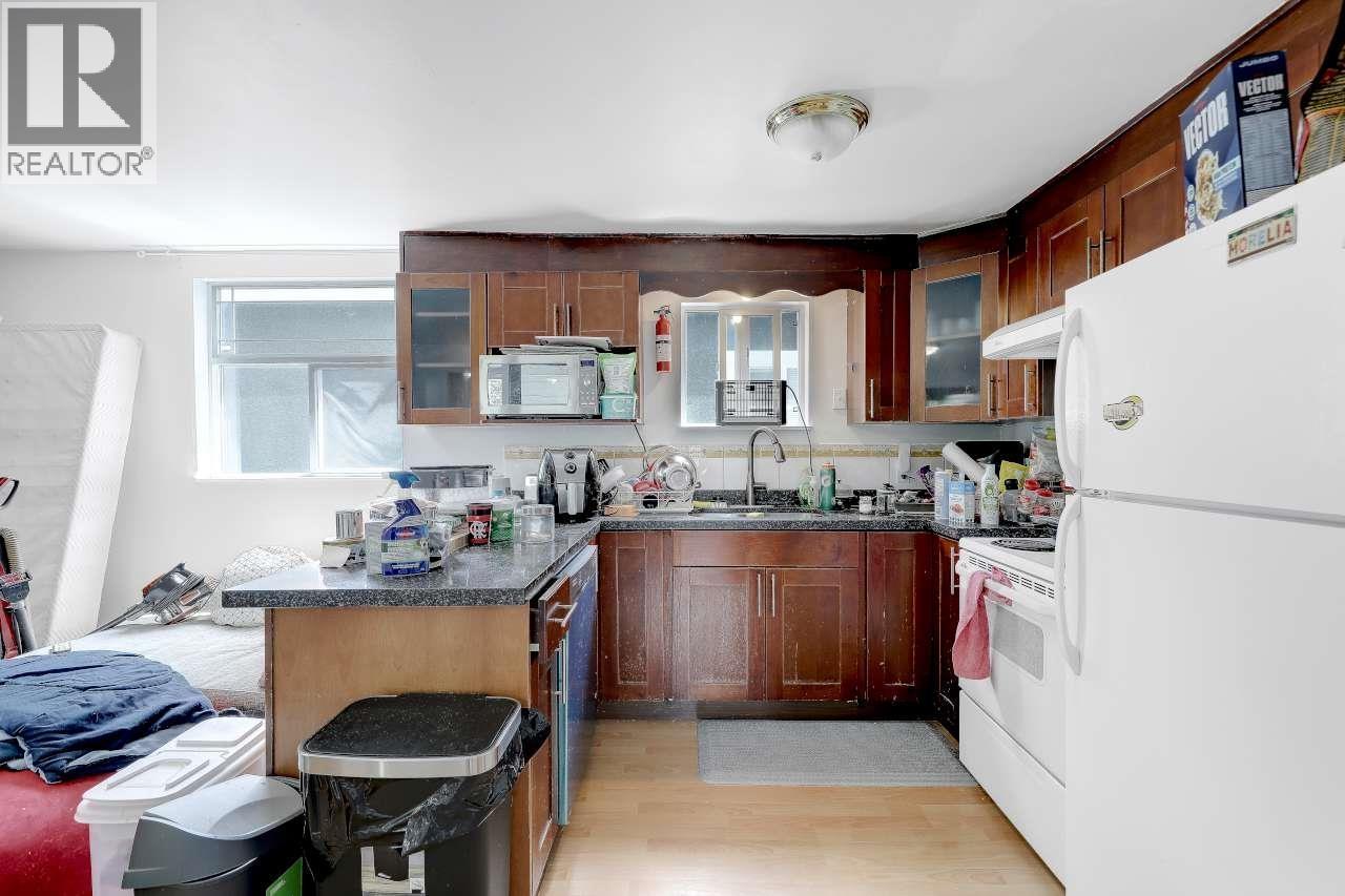 4265 Slocan Street, Vancouver, BC