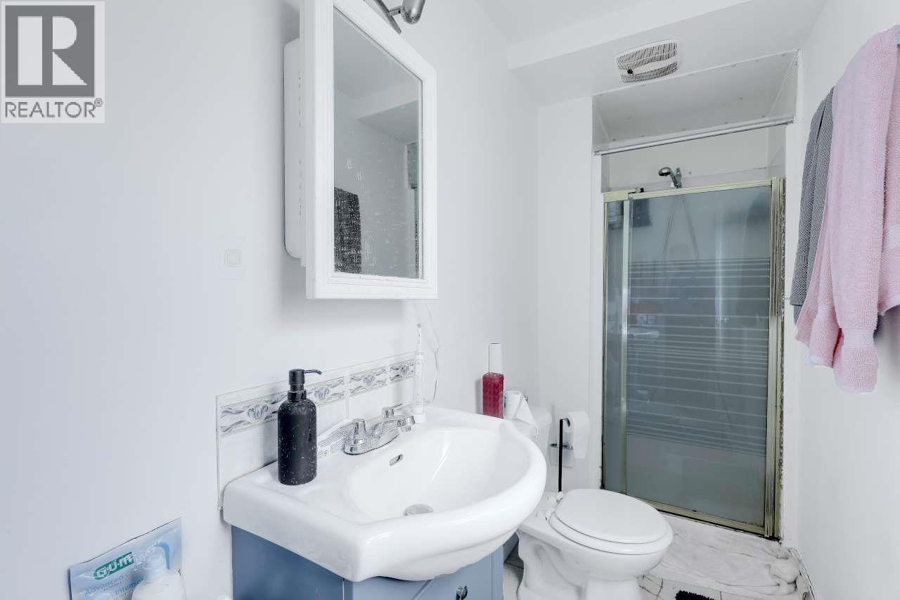 4265 Slocan Street, Vancouver, BC