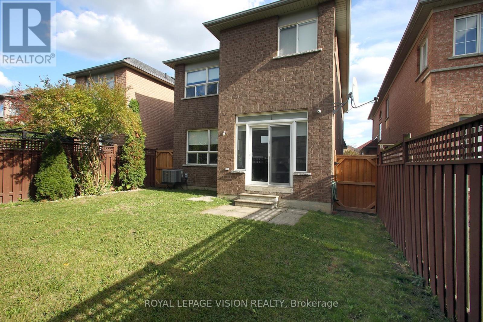 3493 Mcdowell Drive, Mississauga, ON