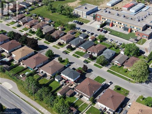 59 Bakersfield Drive, Cambridge, ON 