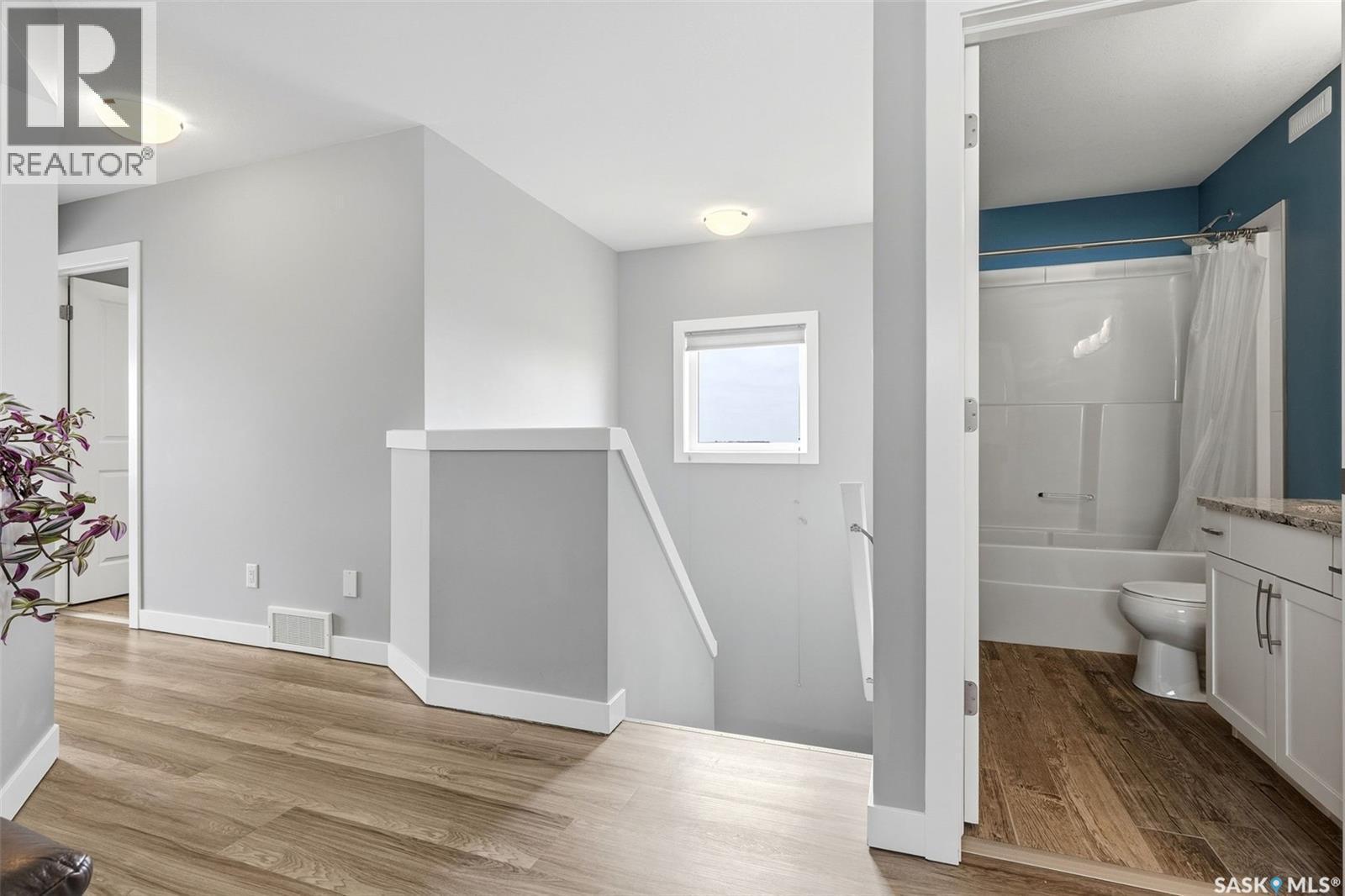 8933 Kestral Drive, Regina, SK