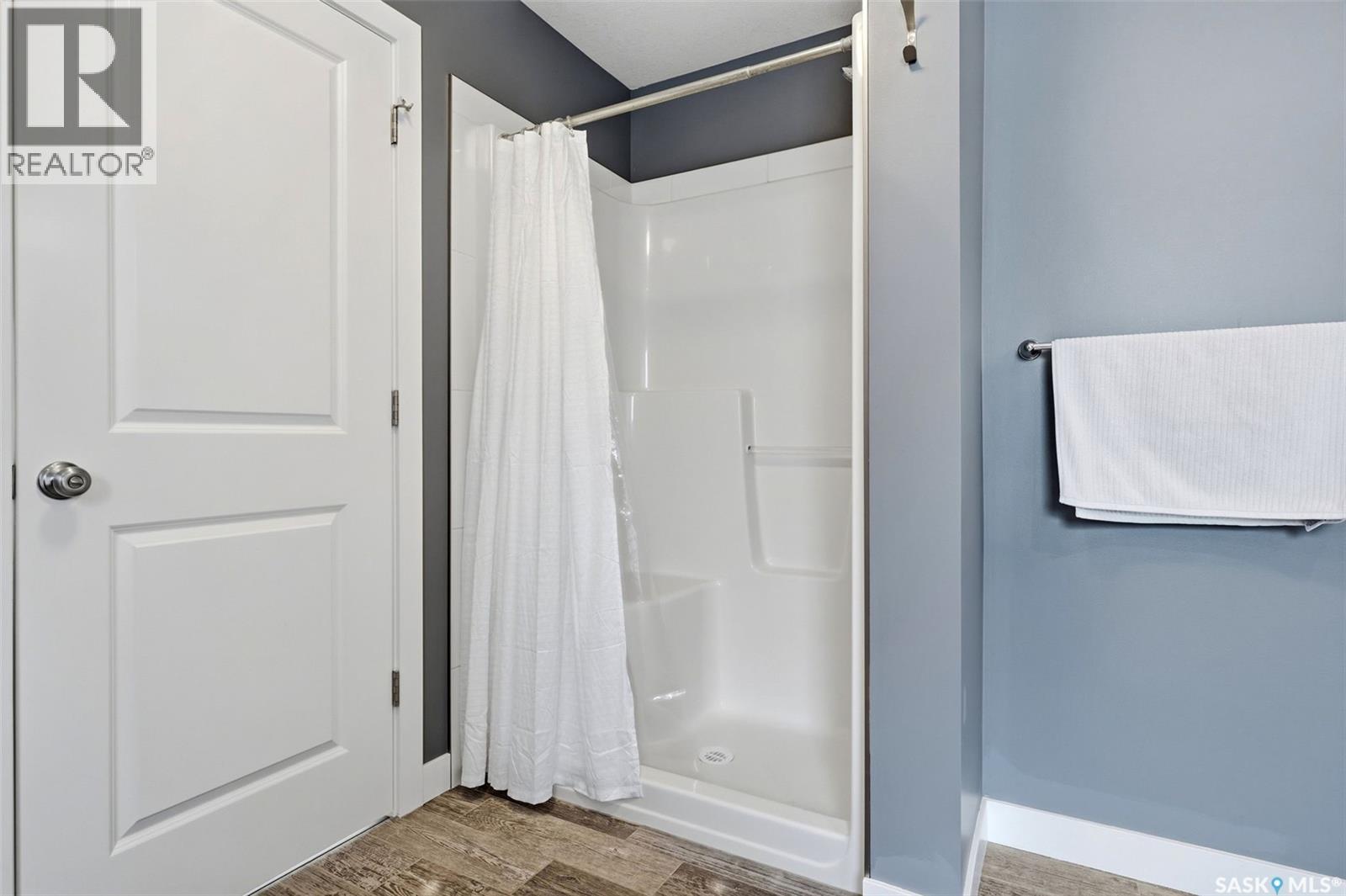 8933 Kestral Drive, Regina, SK