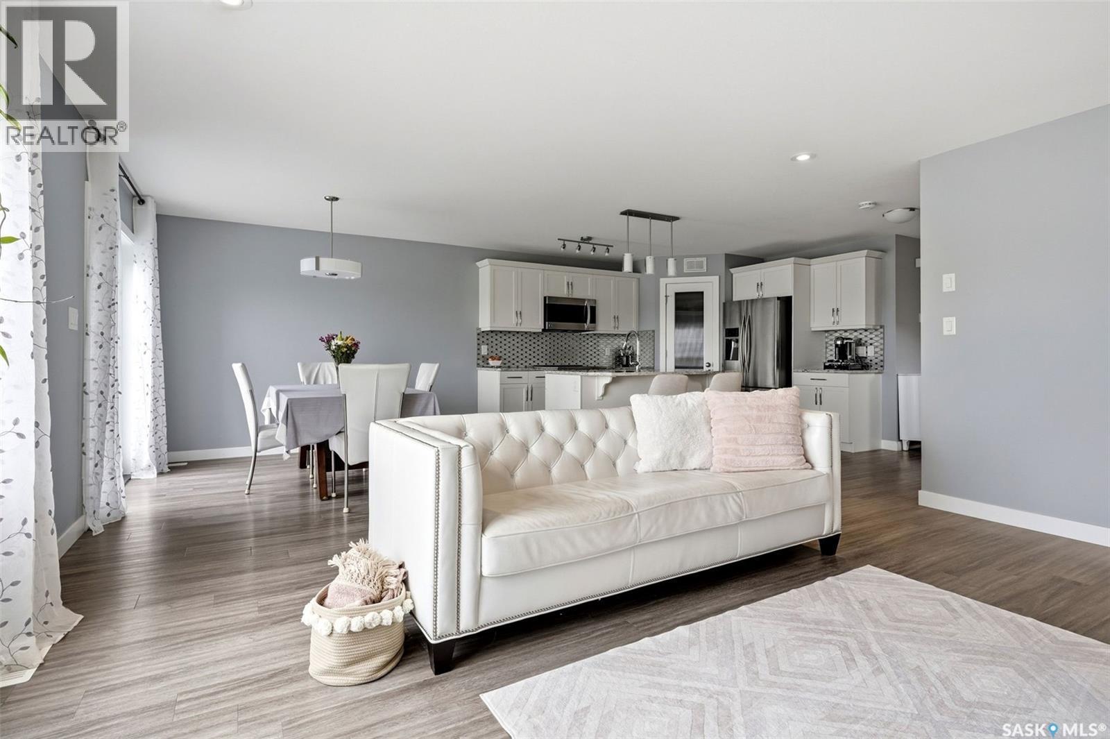 8933 Kestral Drive, Regina, SK