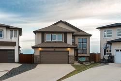 66 Golden Boy Lane Winnipeg, MB R3W 1R2