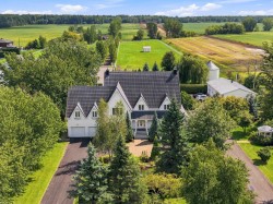 410 Grand Boulevard O. Saint-Bruno-De-Montarville, QC J3V 0L7