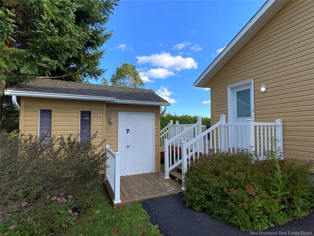 15 Victor St, Saint-Basile, NB