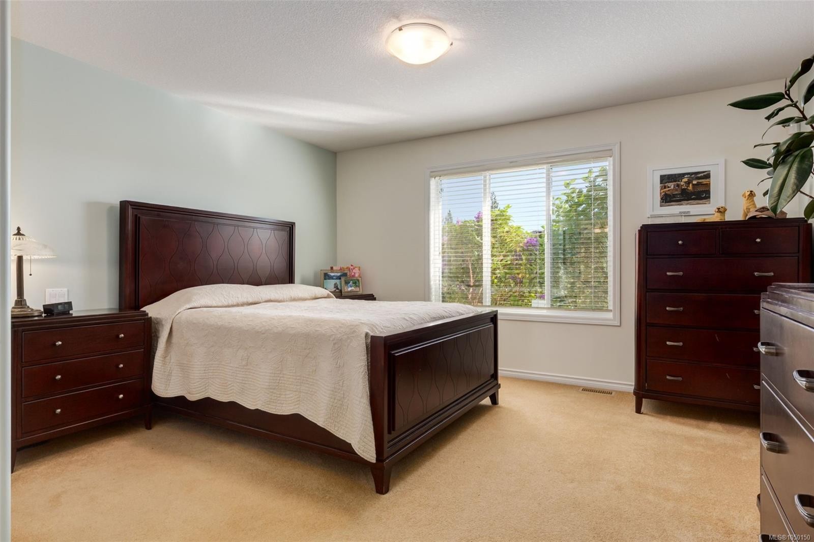 1153 Roberton Blvd, Parksville, BC