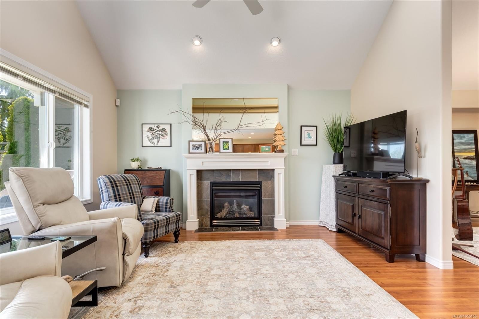 1153 Roberton Blvd, Parksville, BC