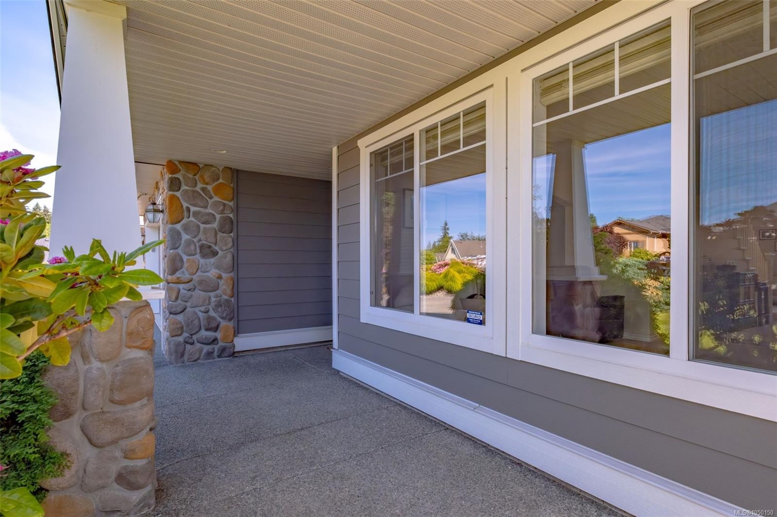 1153 Roberton Blvd, Parksville, BC