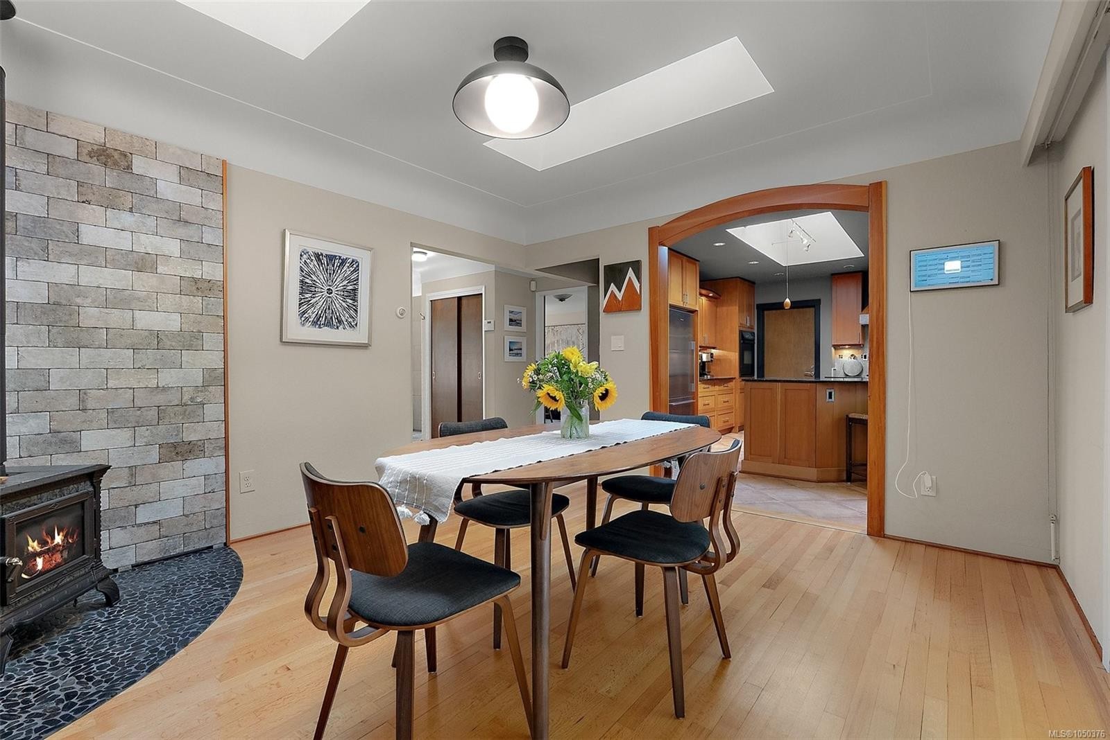 1680 Ash Rd, Saanich, BC