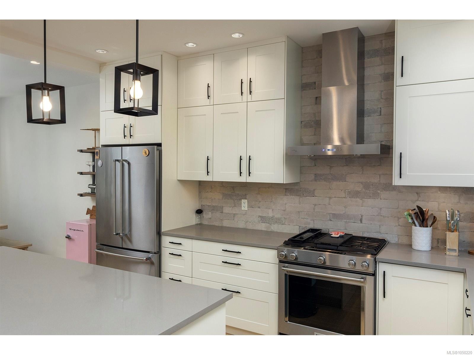 2835 Turnstyle Cres, Langford, BC