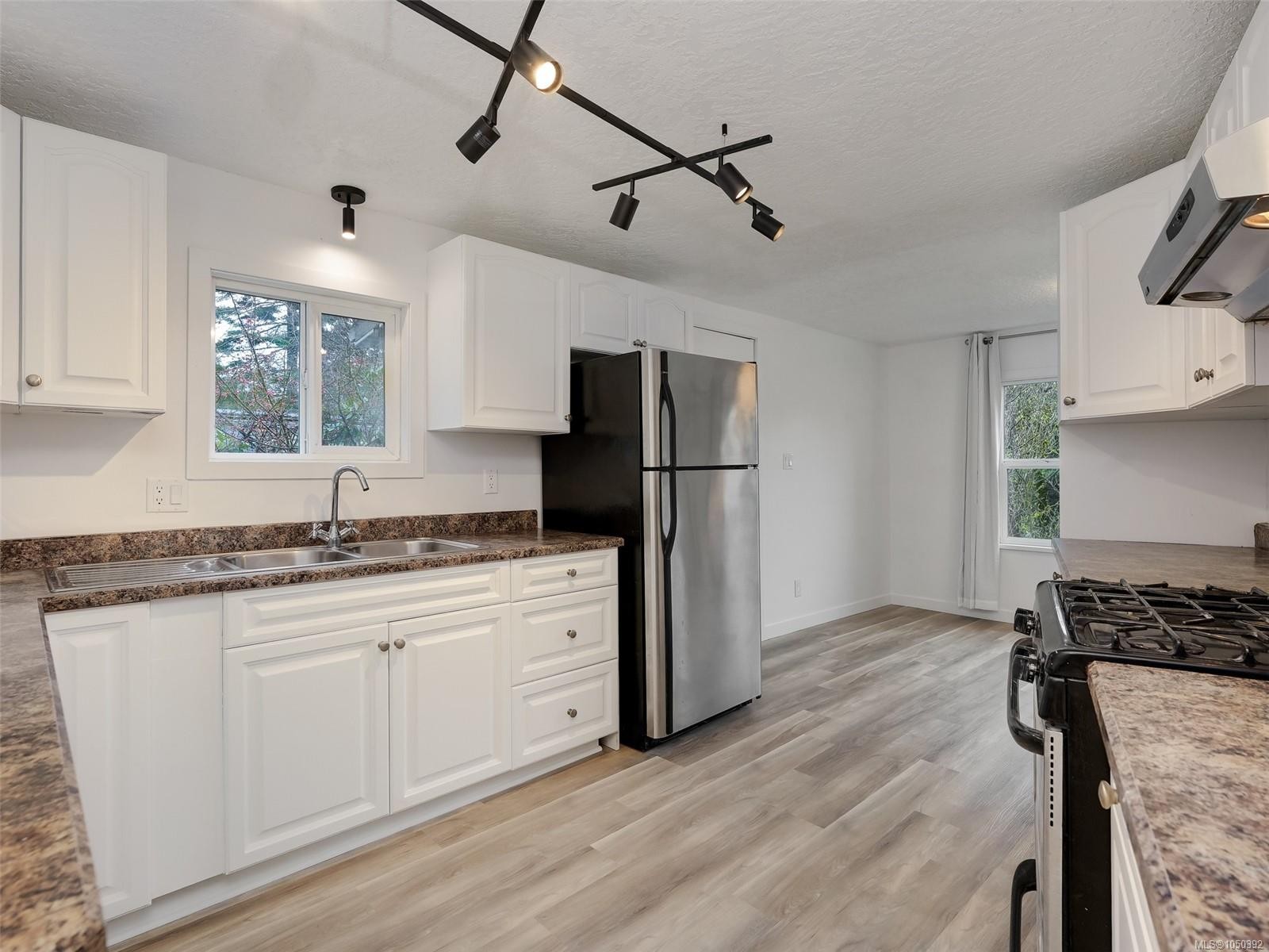 #39-2587 Selwyn Rd, Langford, BC