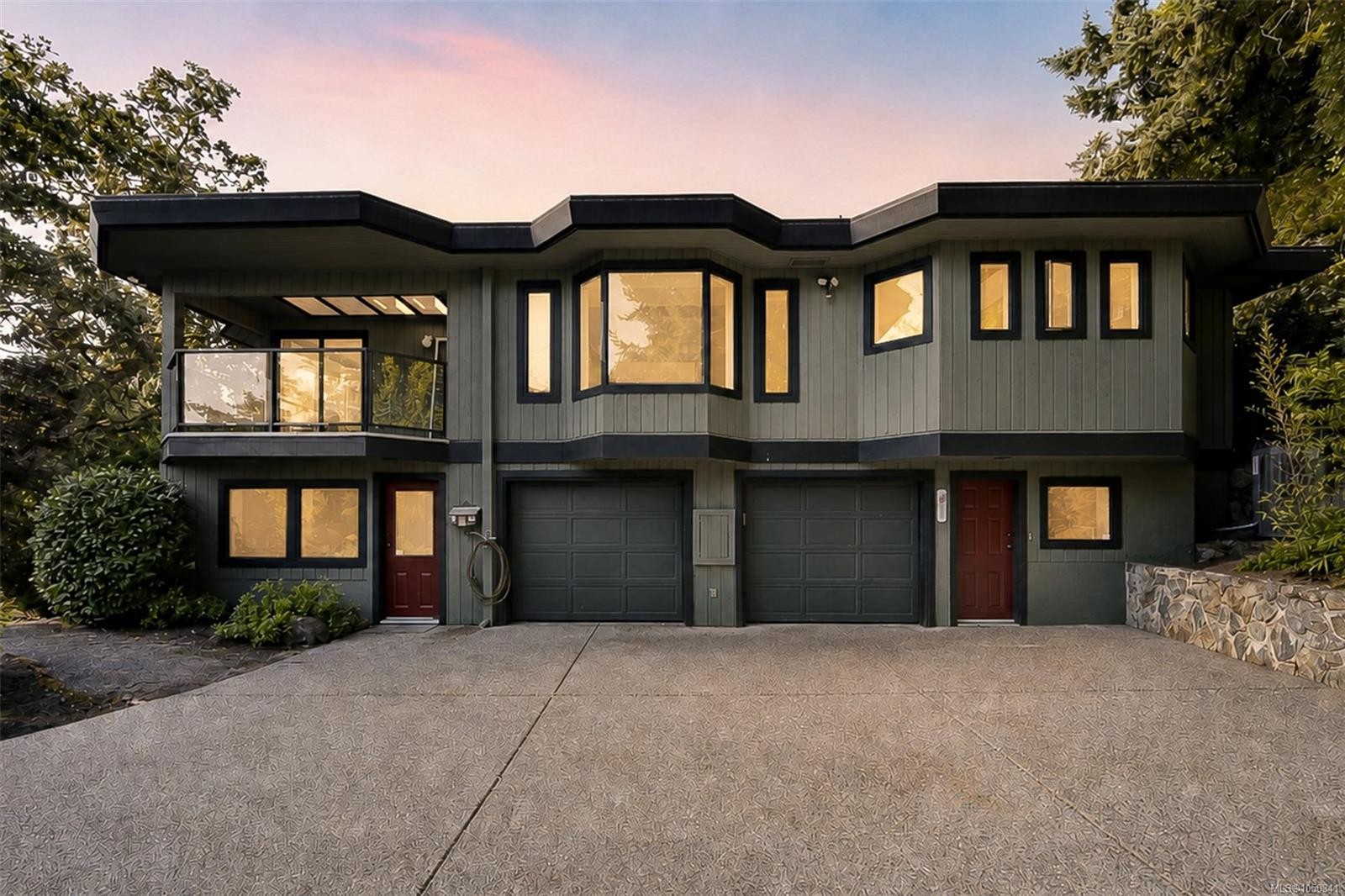 1682 Charlton Rd, Saanich, BC