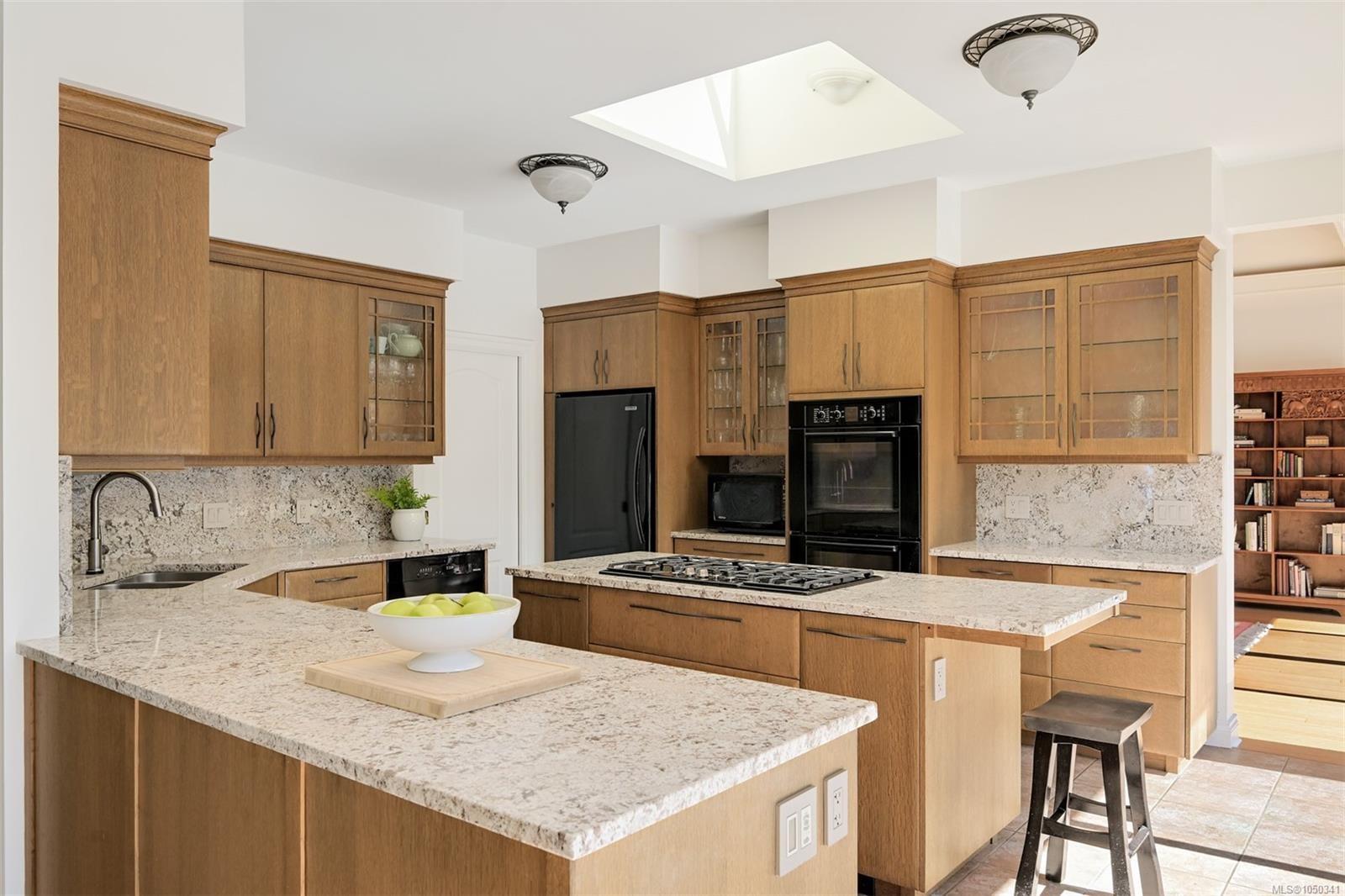 1682 Charlton Rd, Saanich, BC