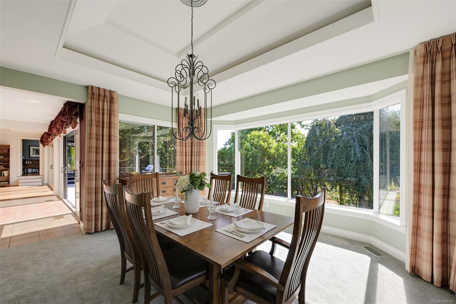 1682 Charlton Rd, Saanich, BC