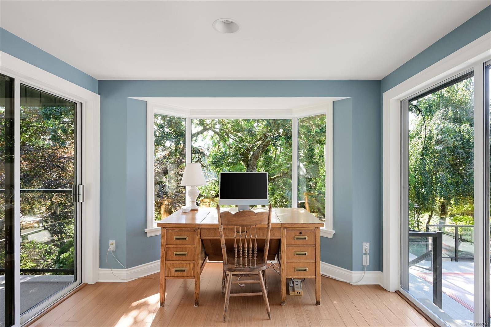 1682 Charlton Rd, Saanich, BC