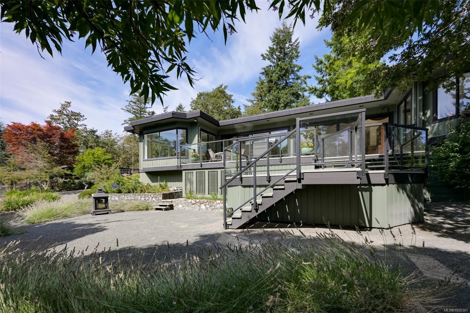1682 Charlton Rd, Saanich, BC
