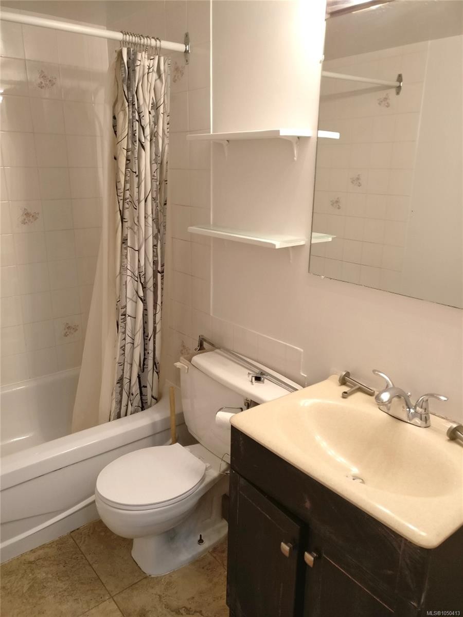 #111-900 Tolmie Ave, Victoria, BC