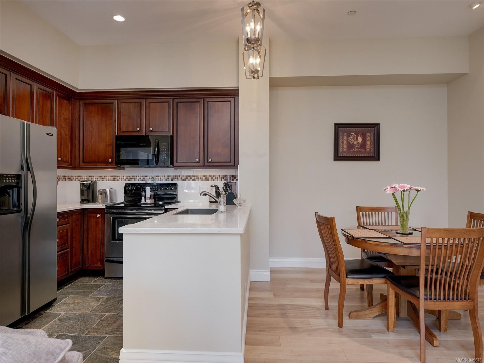 #404-1335 Bear Mountain Pkwy, Langford, BC