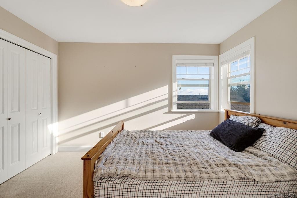 #110-1177 Deerview Pl, Langford, BC
